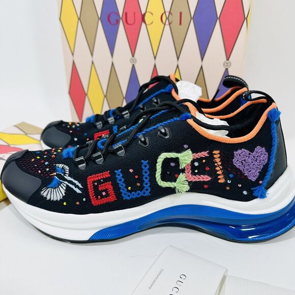 Gucci Run US 11 Limited Edition Lovelight Sneaker Black Embroidered NIB $1,290 - Picture 7 of 15